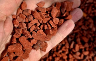 Щебень цветной