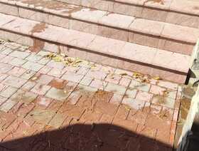 Каменная светло-коричневый обычный и красно коричневый