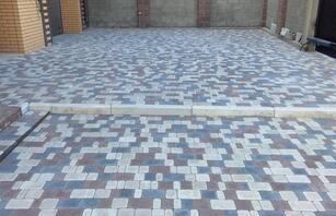 Брук с фактурой камня