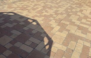 Брук с фактурой камня