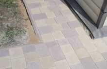 Немецкая коричневый и бежевый